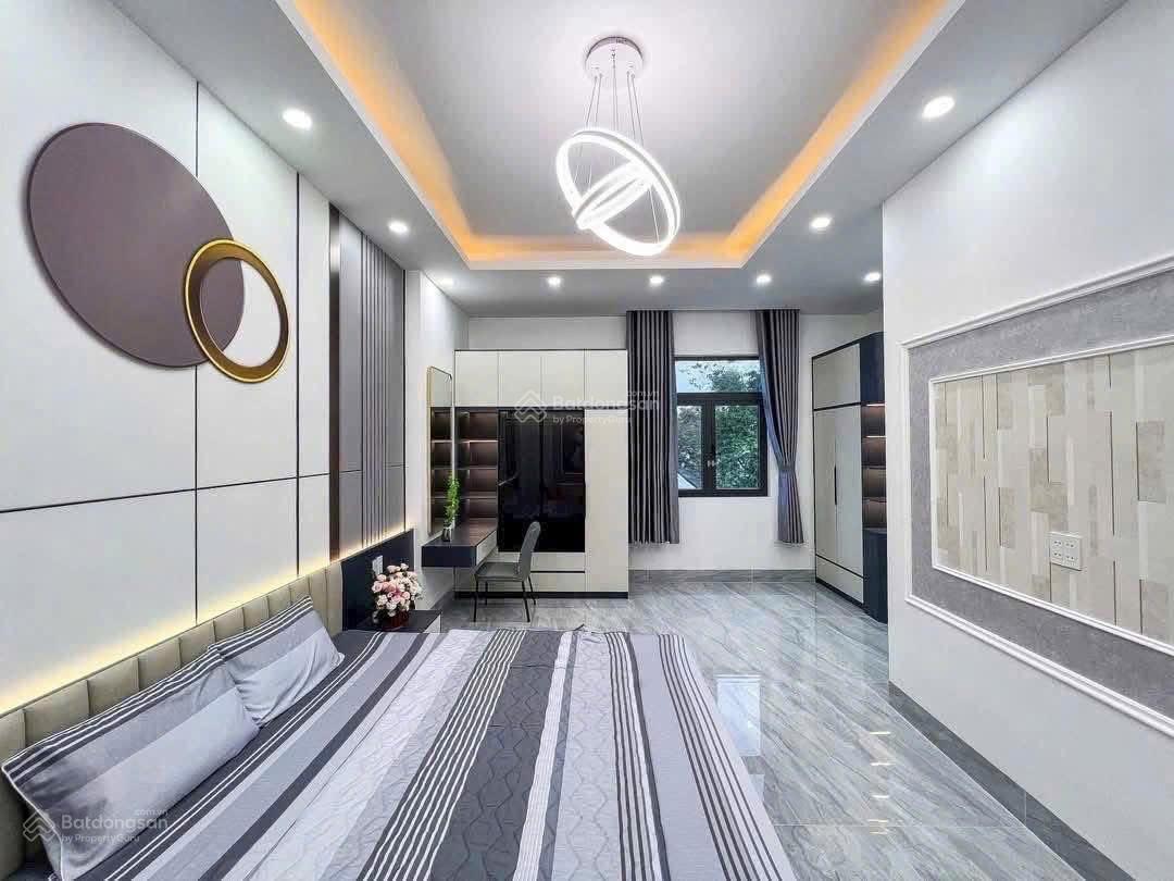 BÁN CĂN NHÀ 1 LẦU CÓ SÂN THƯỢNG 815 TRIỆU MẶT TIỀN GẦN CHỢ BÌNH CHÁNH