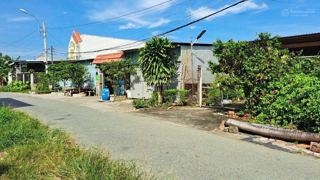 Bán lô đất vườn 349m2(10x34) có 100m2 thổ cư giá 1tỷ2 vào đường Nguyễn Thị Chuỗi, Phước Thạnh,SHR