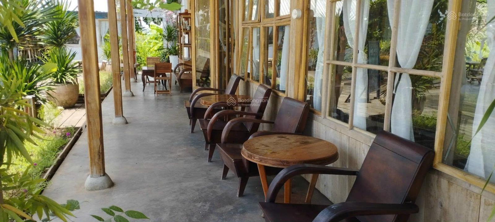 Anh chủ cần tiền xoay vòng vốn kinh doanh nên bán gấp đất view đồi có sẵn quán cà phê