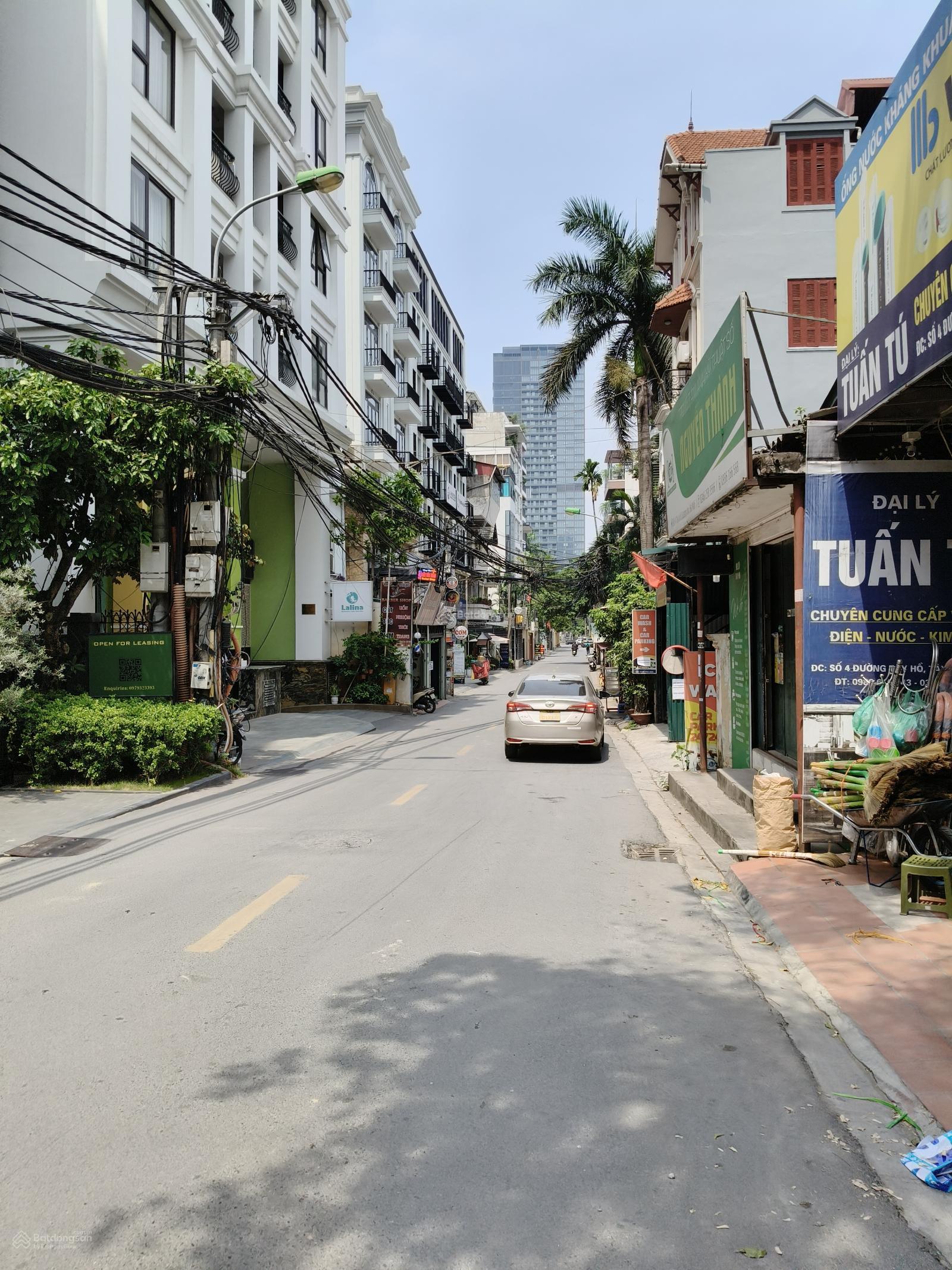 Biệt thự sân vườn mặt phố Tây Hồ 210m², lô góc, KD nhà hàng đẳng cấp tại P. Quảng An, Tây Hồ, HN