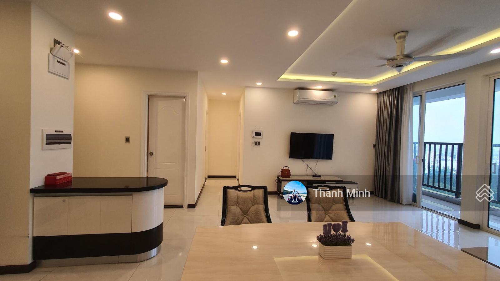 Chính Chủ Cần Bán Gấp Căn Hộ Orchard Garden Phú Nhuận DT 73m2 2PN 2WC Giá 1 Tỷ 960 Nội Thất Đầy Đủ