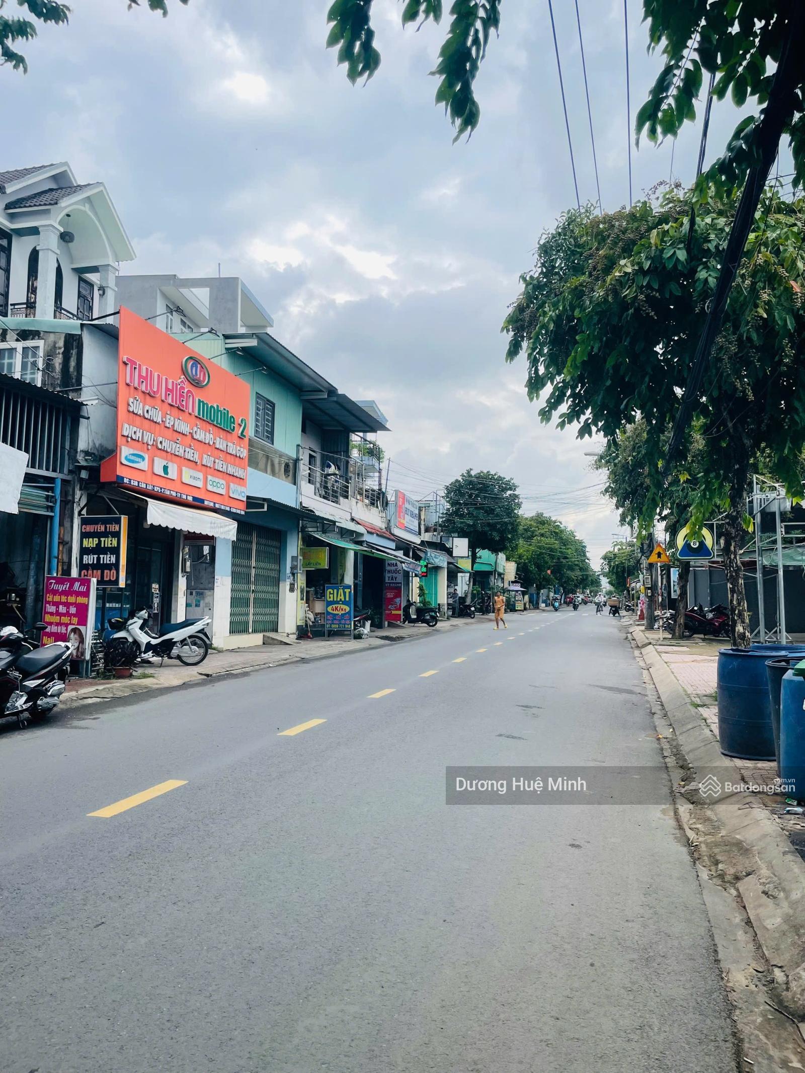 Bán gấp lô đất mặt tiền đường Cầu Xây ngay sát Hoàng Hữu Nam, đường rộng 12m, được xây 1 hầm 5 tầng