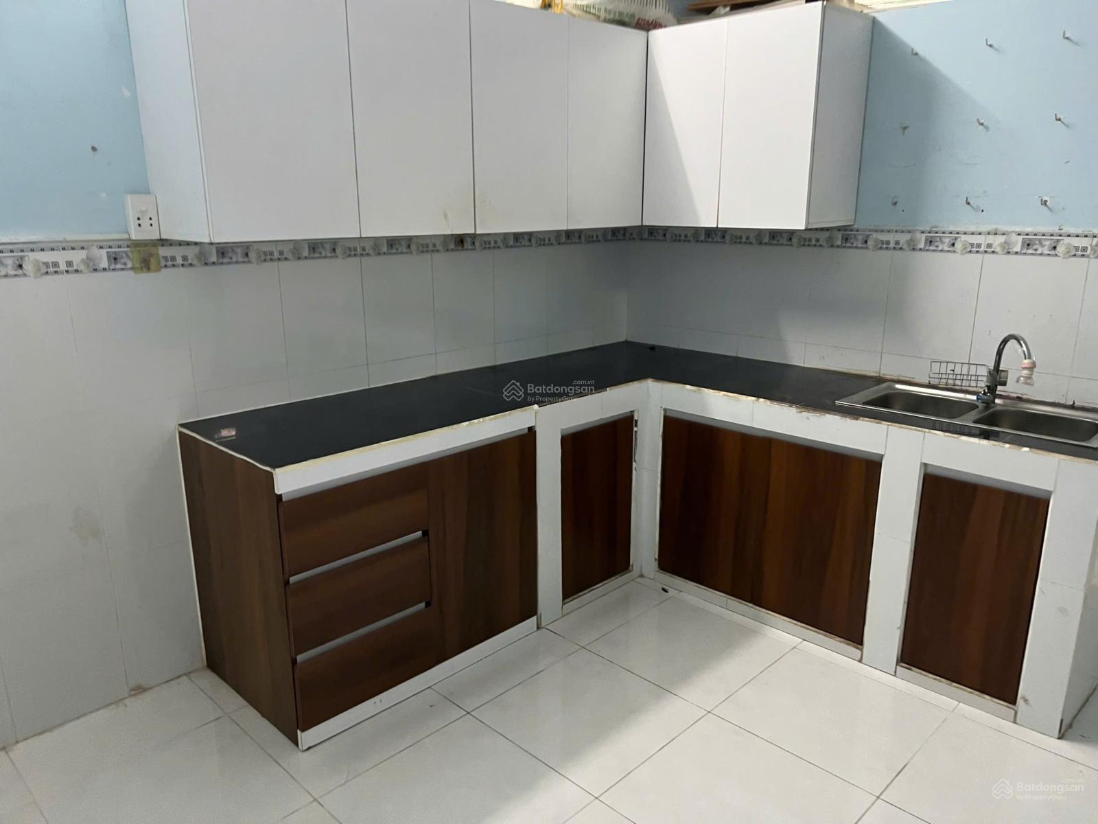 Ngôi nhà giá cực tốt, phù hợp thu nhập thấp, nhà kiên cố, giao thông thuận tiện