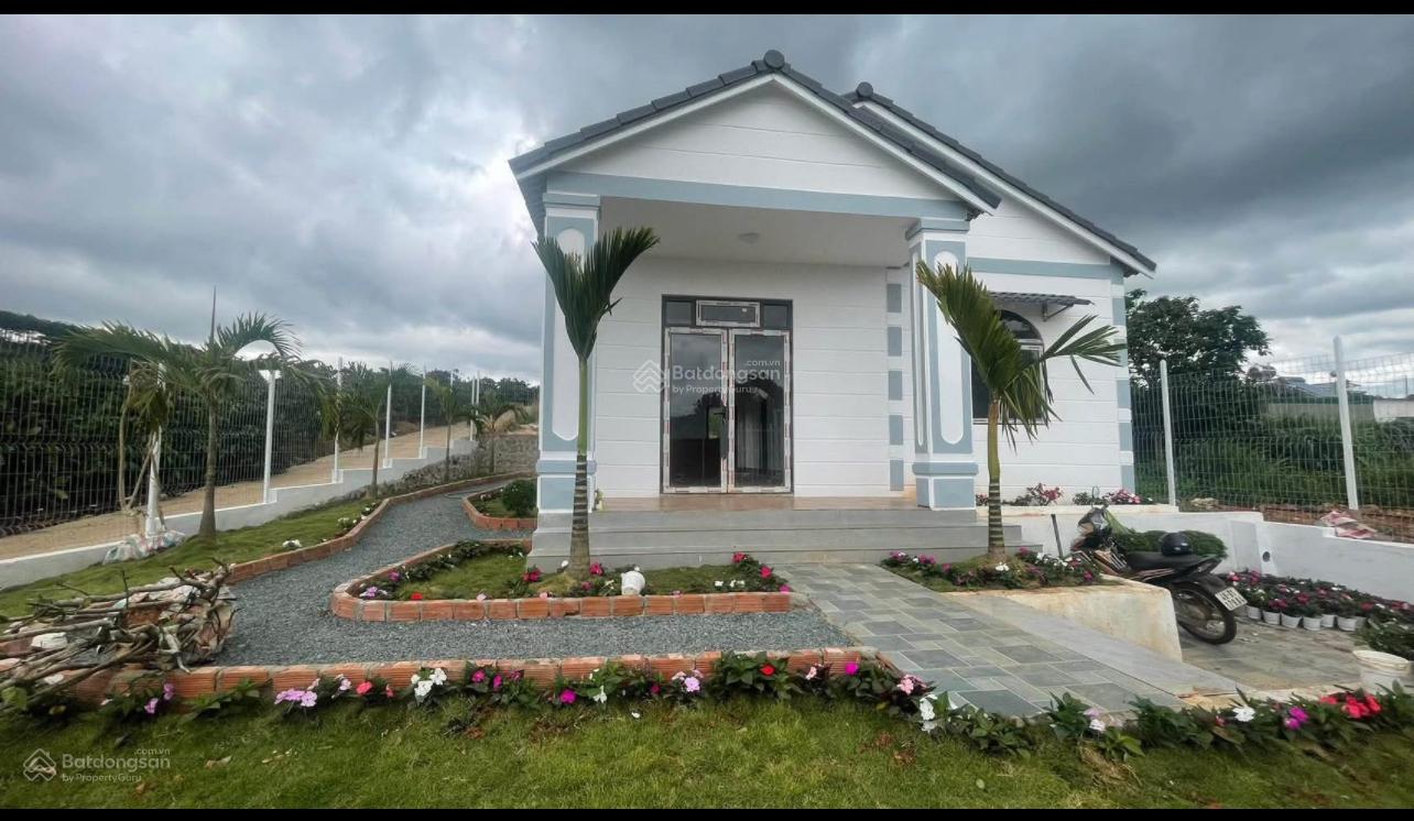 Nhà vườn đẹp ven Đà Lạt view đồi thông gần kề tiện ích, giá chỉ: 2 tỷ 300 triệu Nhà vườn đẹp ven Đà Lạt view đồi thông gần kề tiện ích, giá chỉ: 2 tỷ 300 triệu