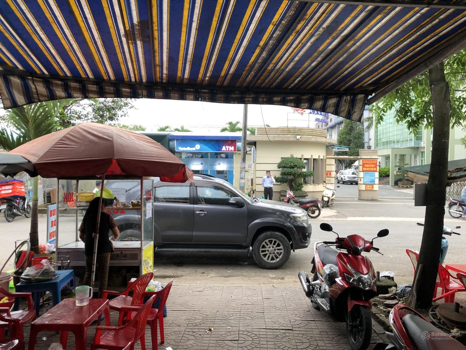 Bán cặp nhà đôi phường 8, 9x36m, đối diện công ty Tôm Minh Phú, thổ cư 180m², giá 9.4 tỷ TL