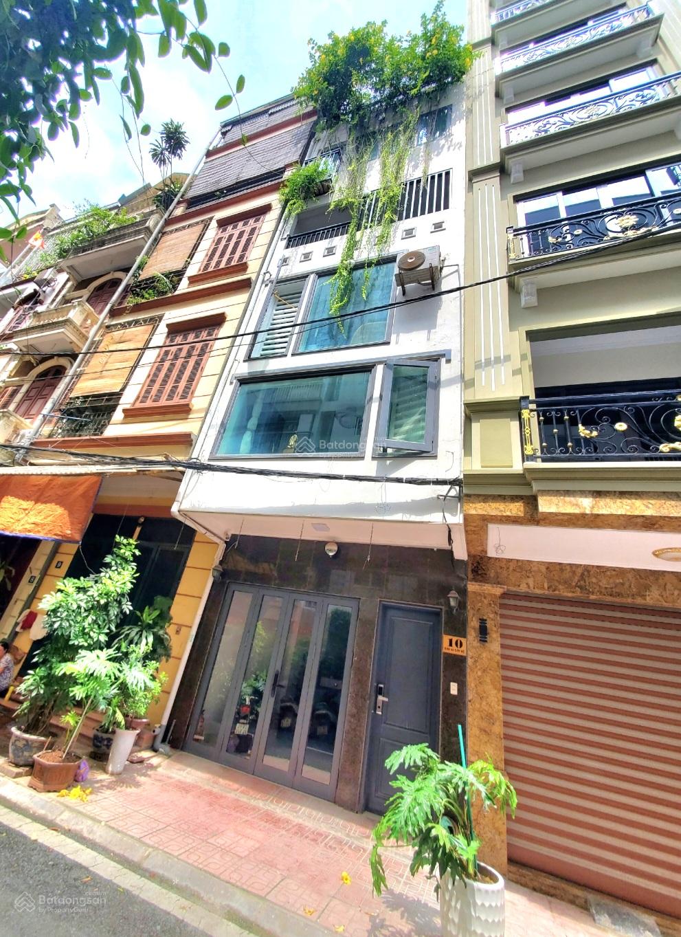 Hoàng Quốc Việt, Nghĩa Đô 33 tỷ 79m2 gara ôtô vỉa hè kinh doanh thông ra Starlake Tây Hồ Tây