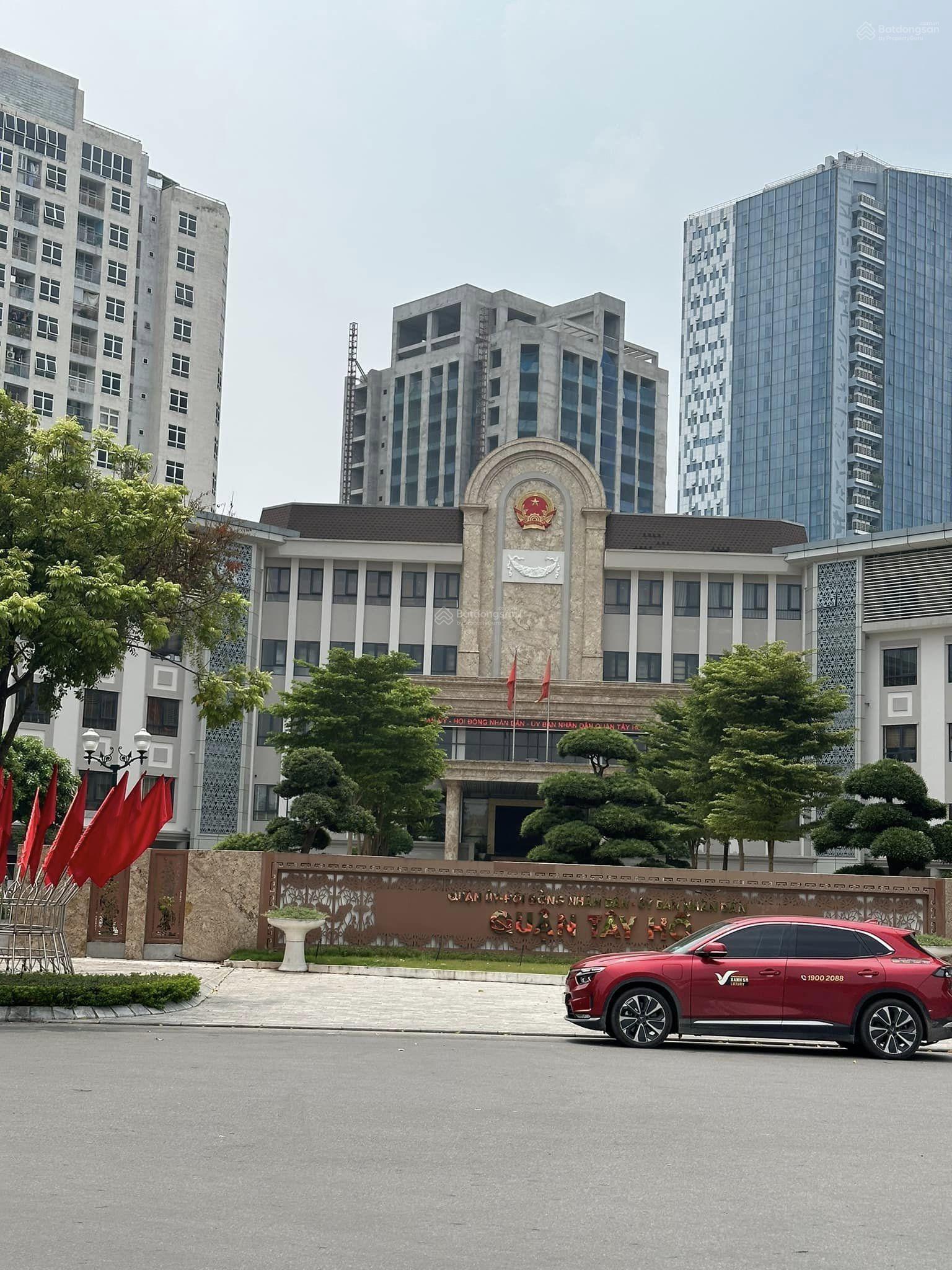 ĐẤT ĐẸP LẠC LONG QUÂN - ÔTÔ ĐẾN CỔNG - NGÕ THÔNG - NGÕ VIP TÂY HỒ (Chỉ 7.3 tỷ)