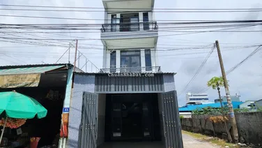 Nhà 2 mặt tiền đường gần Cây Điệp