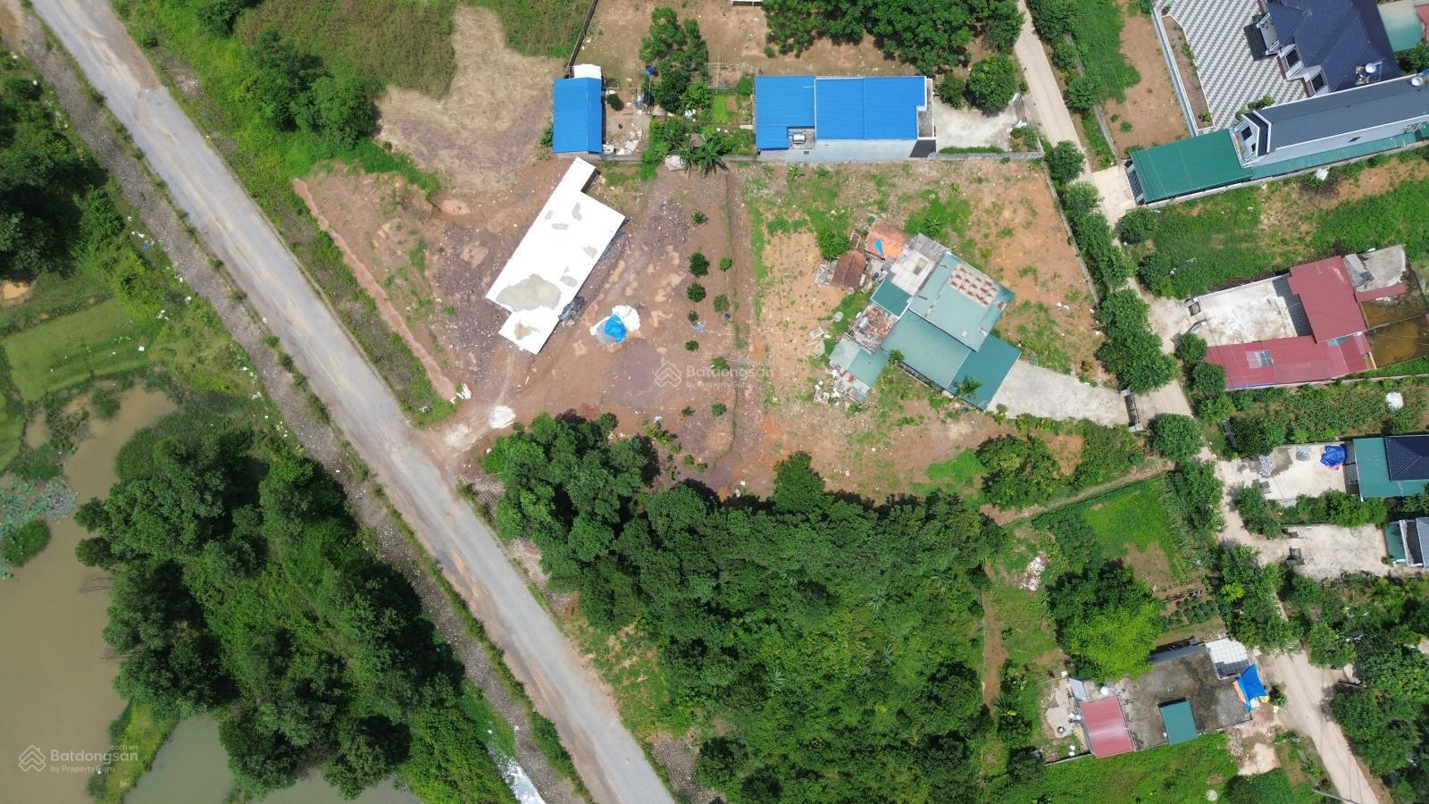 ĐẤT NỀN TẠI LẠC THUỶ - HOÀ BÌNH - VỊ TRÍ ĐẸP  BÁM TRỤC ĐƯỜNG 7M  GẦN KCN & CỤM CÔNG NGHIỆP LỚN