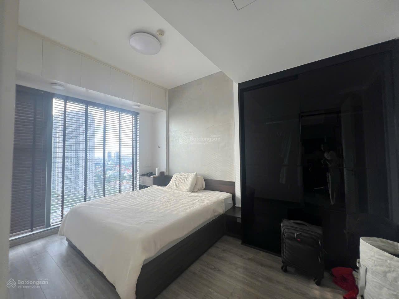Bán 1PN Gateway giá 6,5tỷ.DT 52m2 view về Landmark tầng cao,full nội thất