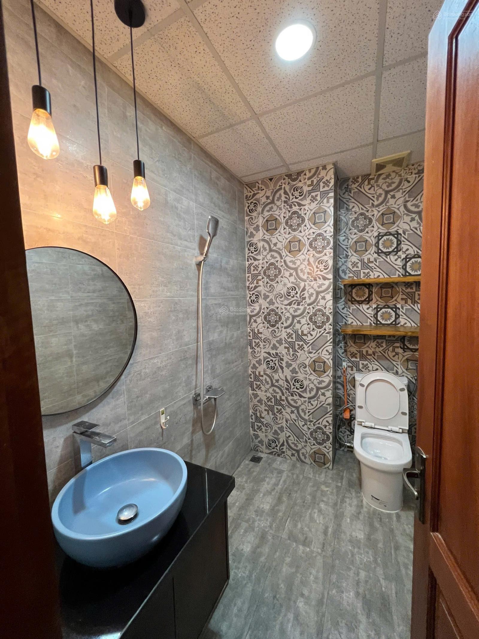 Chính chủ cho thuê CHCC Hei Tower - số 1 Ngụy Như Kon Tum 95m2 3pn - full nội thất giá rẻ 15tr Chính chủ cho thuê CHCC Hei Tower - số 1 Ngụy Như Kon Tum 95m2 3pn - full nội thất giá rẻ 15tr