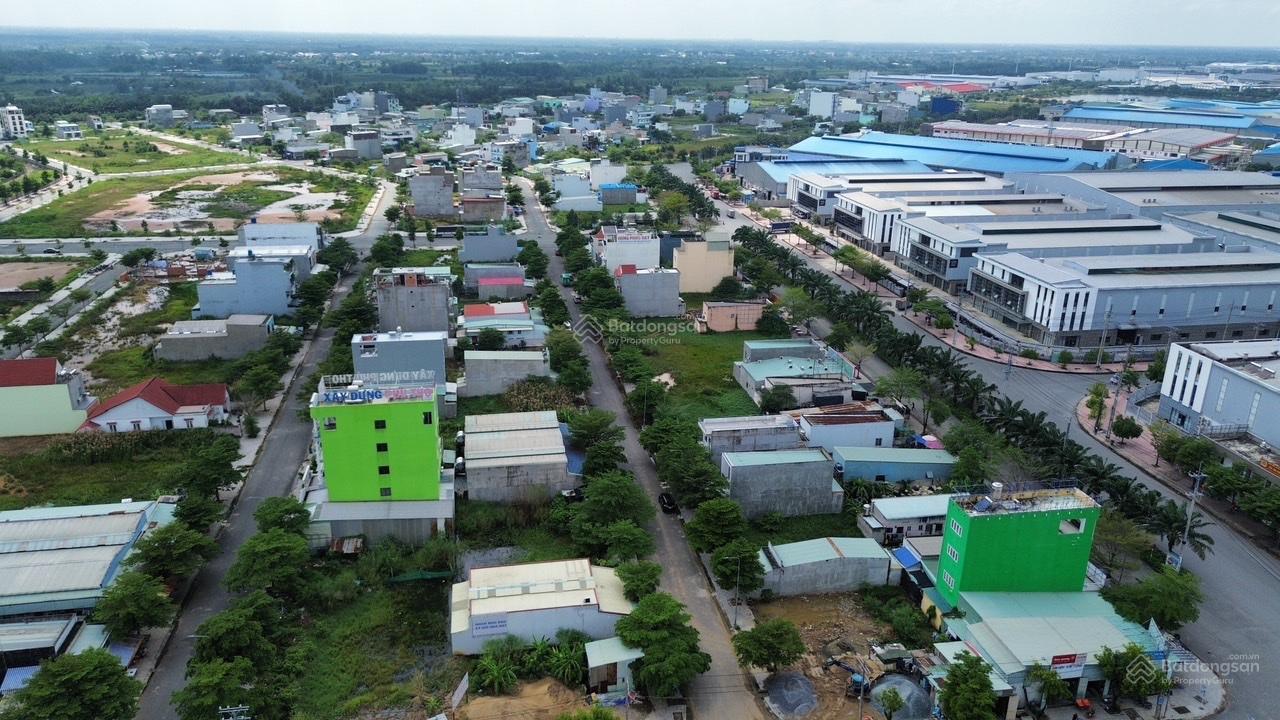Muốn làm giàu bạn phải tham gia vào bất động sản