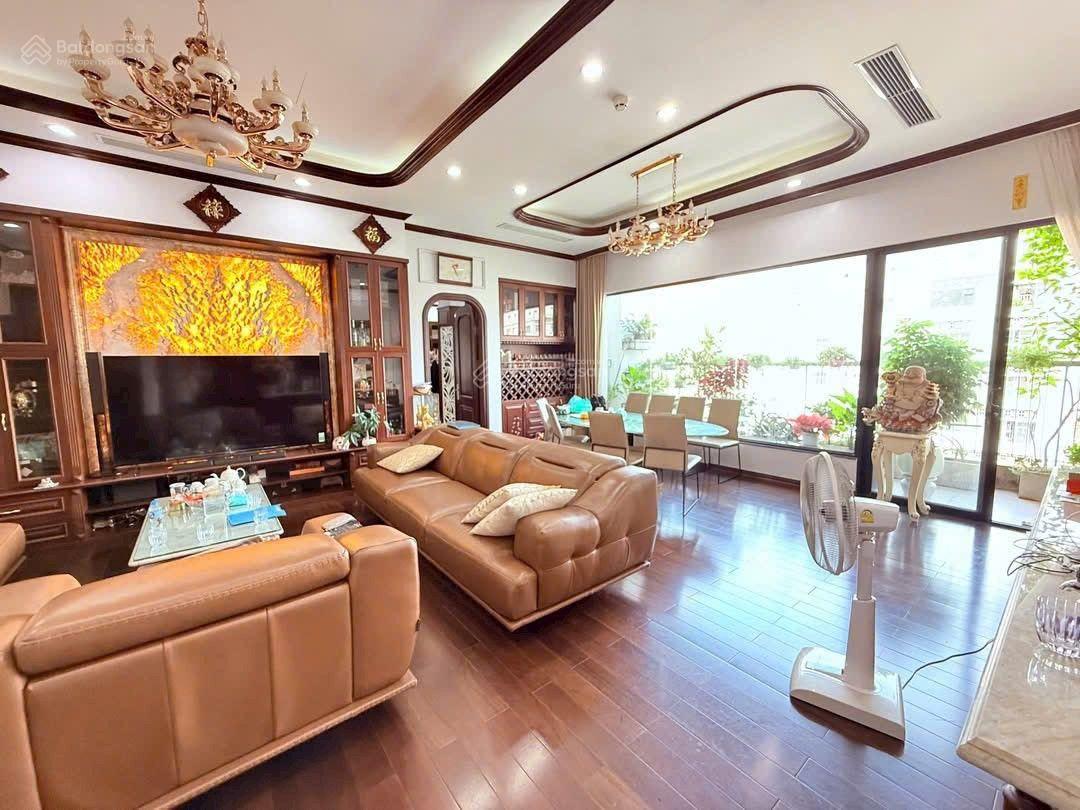 Bán căn hộ chung cư 3PN, 17,2 tỷ, 193m2 tại Lê Văn Lương, Nhân Chính, Q. Thanh Xuân, HN
