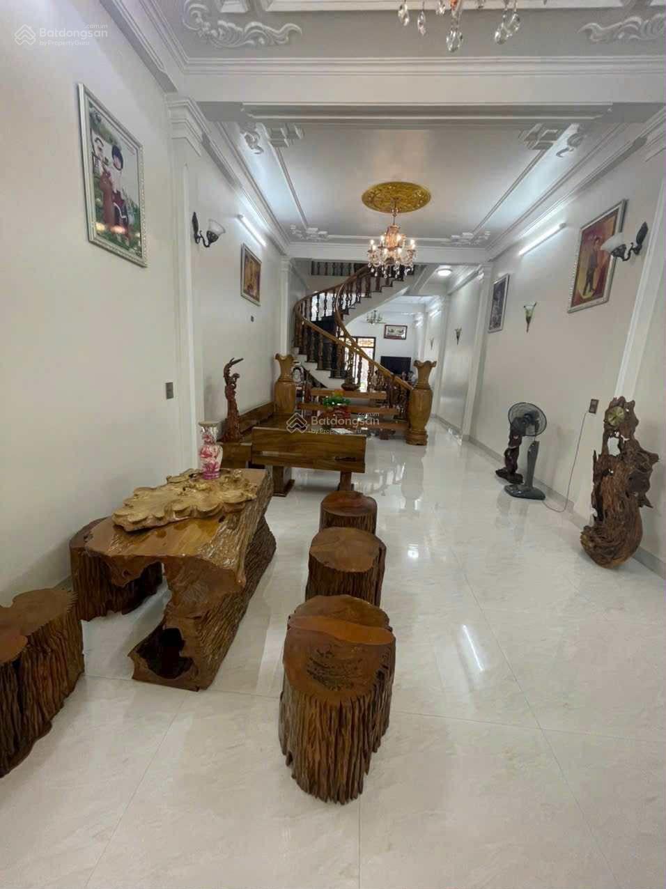 Nhà 3 tầng chính chủ mặt đường QL47 Đông Tân 100m2 kèm 50m2 lưu không giá tốt