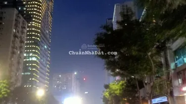 Bán nhà riêng tại Lê Văn Lương, Nhân Chính, Thanh Xuân, Hà Nội, 43 tỷ, 98m2 hàng hot