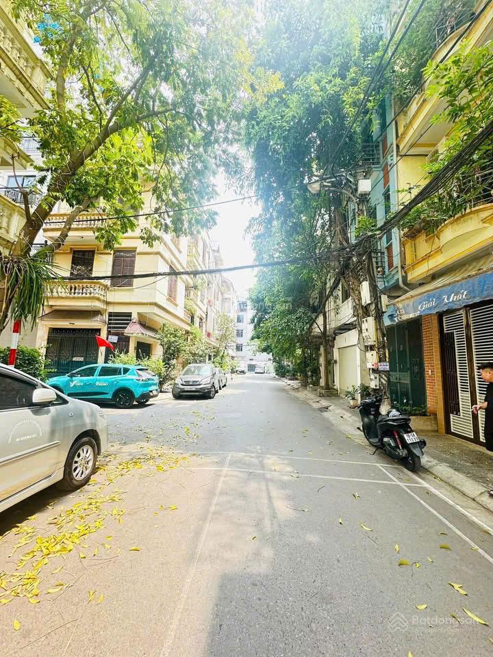 CẦN TIỀN BÁN GẤP NHÀ RIÊNG Ô TÔ TRÁNH VỈA HÈ KINH DOANH CHỈ 18.9 TỶ