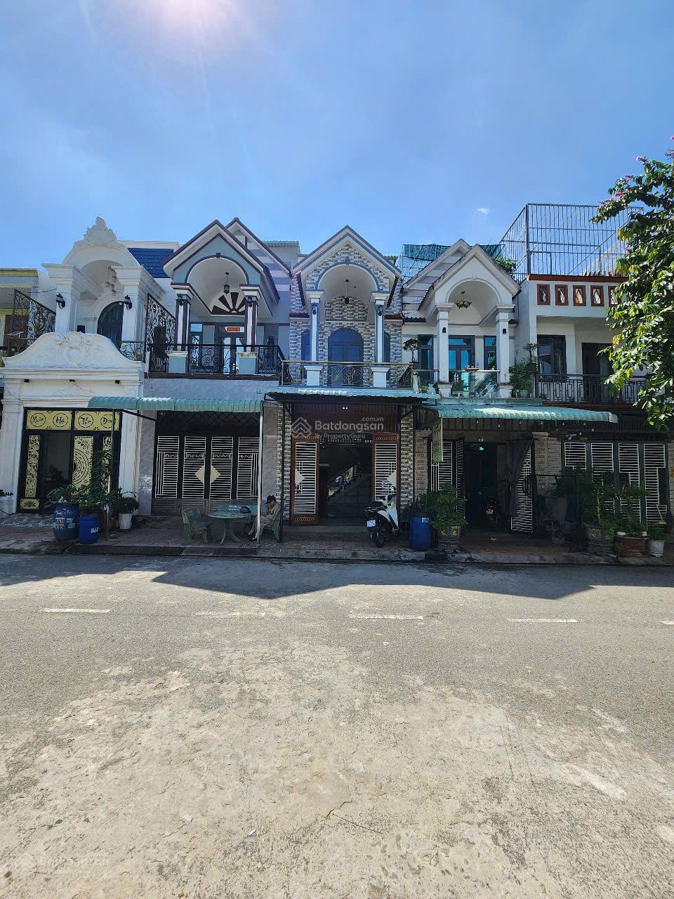 BÁN NHÀ 1 TRỆT 1 LẦU 1 TUM  P. TÂN PHƯỚC KHÁNH, TP. TÂN UYÊN