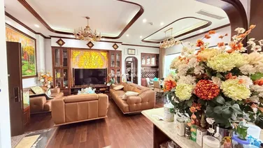 CHUNG CƯ BAN CƠ YẾU CHÍNH PHỦ CẦN TÌM MỘT GIA ĐÌNH PHÙ HỢP, Diện tích gần 200m2. VIP KHÔNG CHÊ NỔI