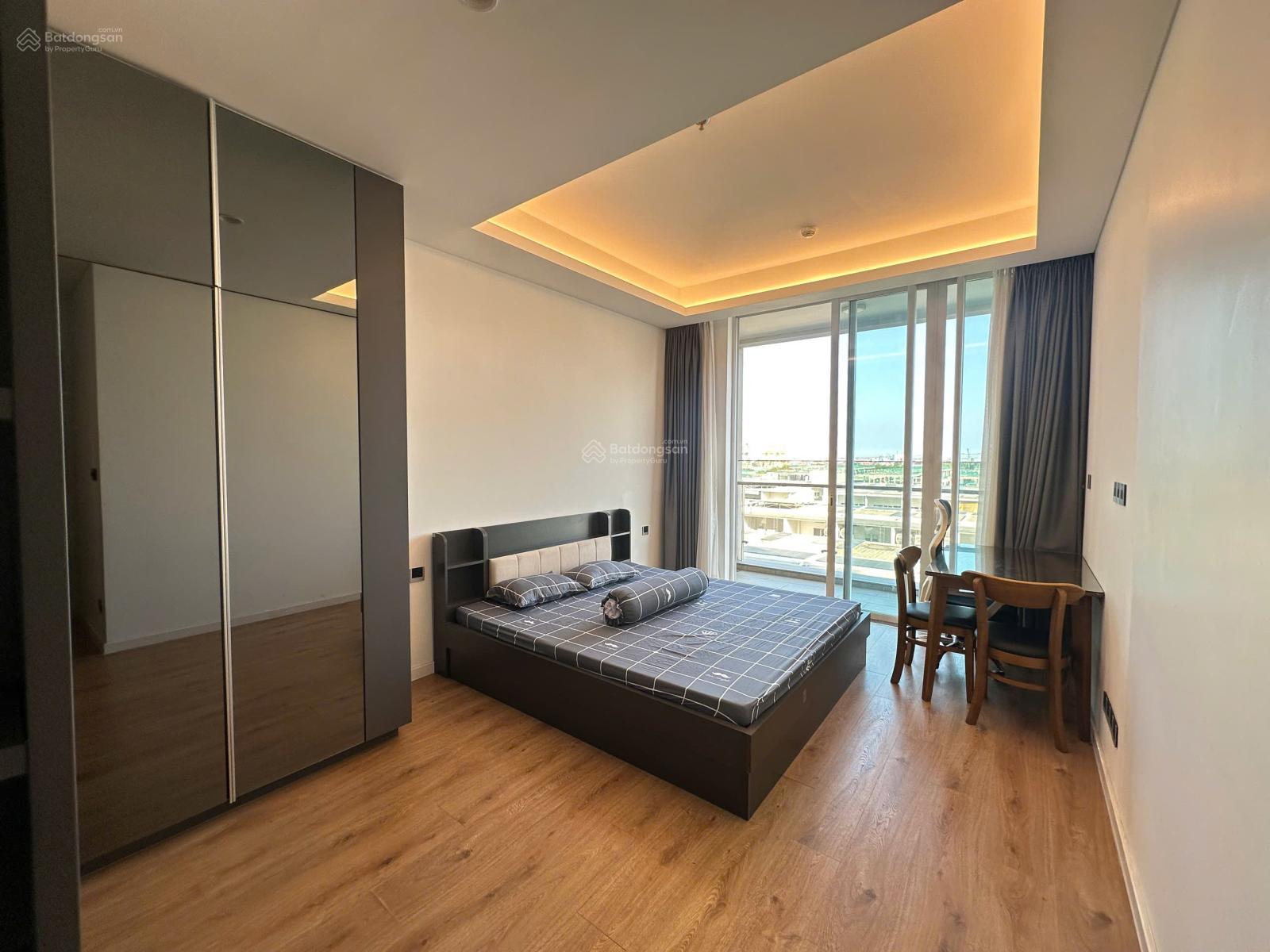 CẦN BÁN CĂN SARINA 3PN - 127M2 GIÁ CHỈ 18.5 TỶ - NHÀ ĐẸP MỚI- SẮP CÓ SỔ