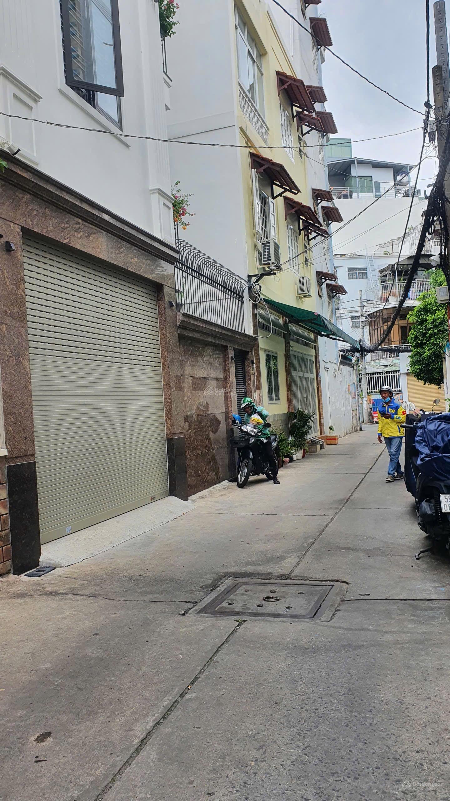 Nhà HXH ngang khủng 9m XD 3 tầng, diện tích dệp 116m2 khang hiếm
