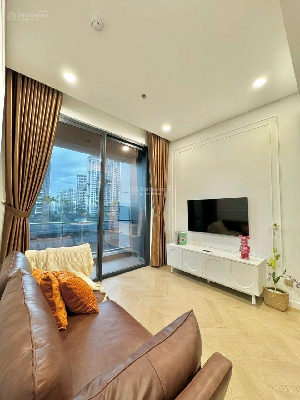 CẦN CHUYỂN NHƯỢNG CĂN HỘ CAO CẤP QUẬN 7 SKY 89 75M2 2PN CHỈ 2 TỶ 250 TRIỆU