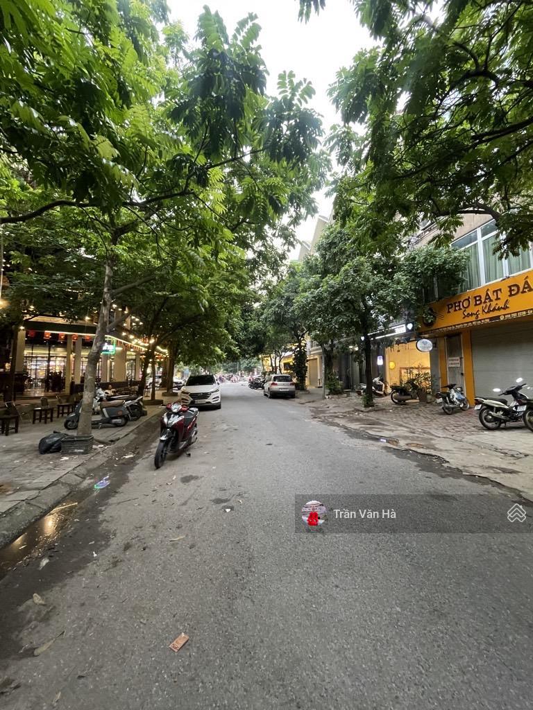 Kinh Doanh Ô tô Vỉa Hè Phân Lô Dịch Vụ Đa sỹ Mậu Lương DT:50m x 5T thang 6 ngủ đủ công năng Kinh Doanh Ô tô Vỉa Hè Phân Lô Dịch Vụ Đa sỹ Mậu Lương DT:50m x 5T thang 6 ngủ đủ công năng