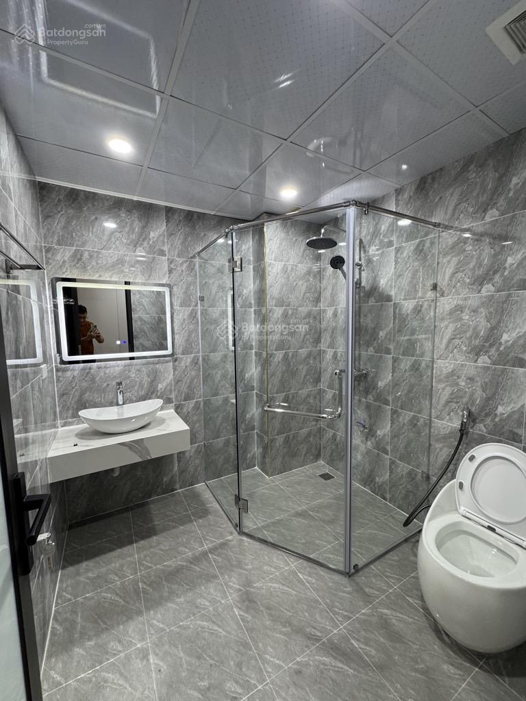Bán gấp nhà mặt phố đường Thịnh Liệt, 28 tỷ, 75m2, 7 tầng, 6PN, 8WC, Hoàng Mai, Hà Nội