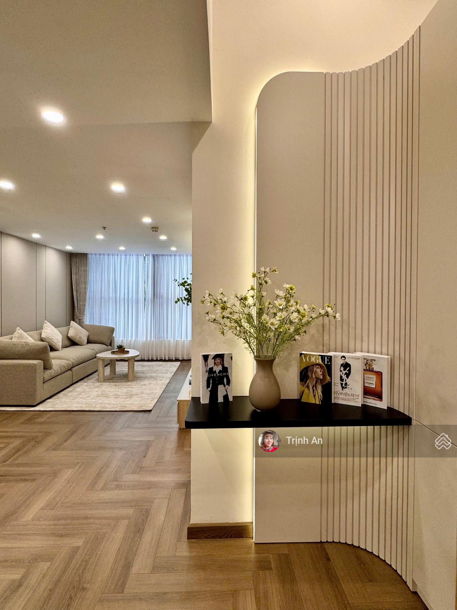 Bán căn Duplex P12-02, 3PN, 117m² sử dụng, full nội thất, giá chỉ 11 tỷ Bán căn Duplex P12-02, 3PN, 117m² sử dụng, full nội thất, giá chỉ 11 tỷ