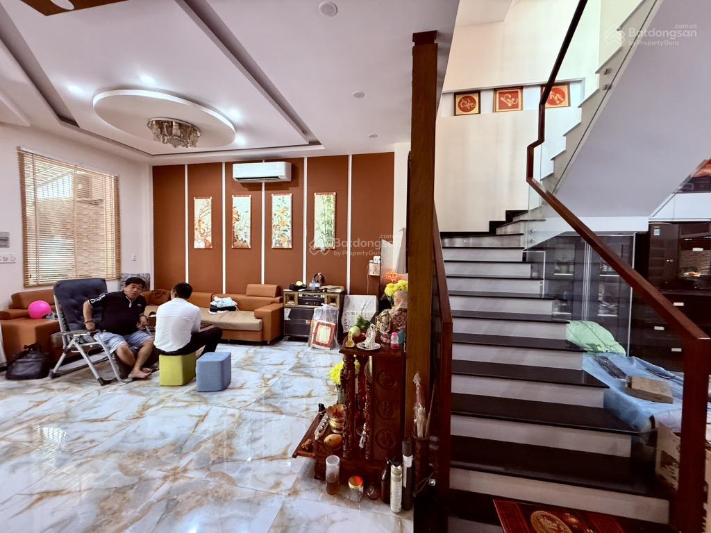 Bán biệt thự tại Đường 7, Quận 8, 14,5 tỷ, 140m2, giá siêu hời, chính chủ Bán biệt thự tại Đường 7, Quận 8, 14,5 tỷ, 140m2, giá siêu hời, chính chủ