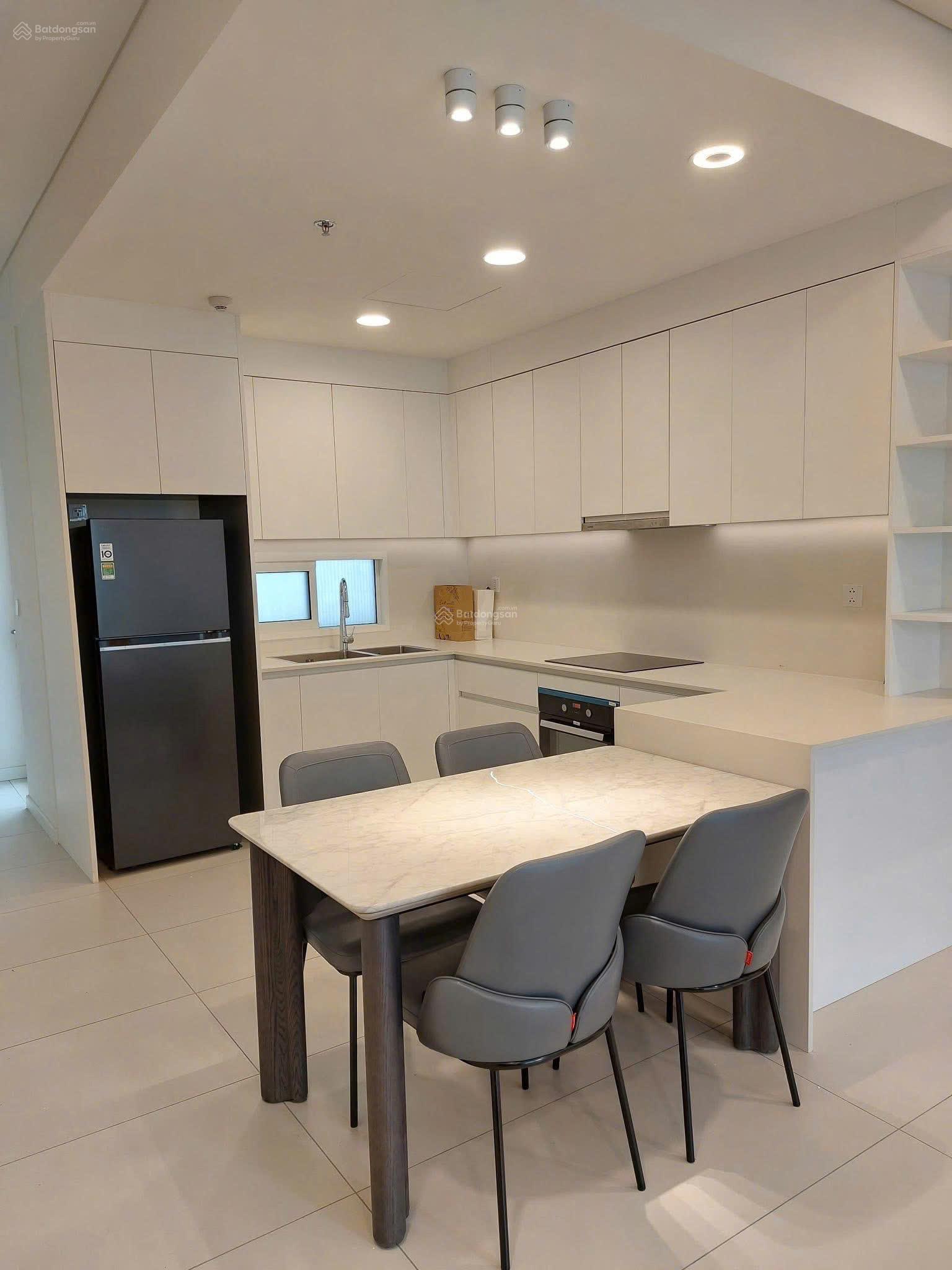 Cho thuê căn góc siêu đẹp Zeit River Thủ Thiêm 97m2