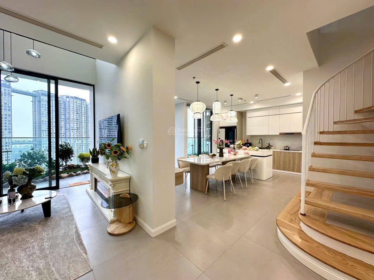 Bán Duplex Sol Forest Ecopark 4PN 3WC - - 9,9 tỷ xác vali vào ở ngay