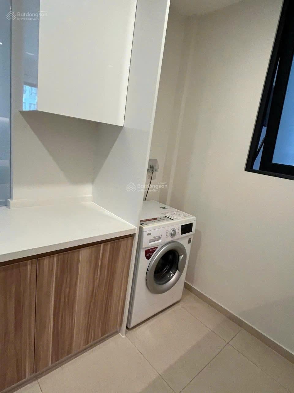 Chủ nhà định cư nước ngoài cần bán căn hộ 2PN Q2 Thảo Điền 8.1 tỷ sẵn sổ