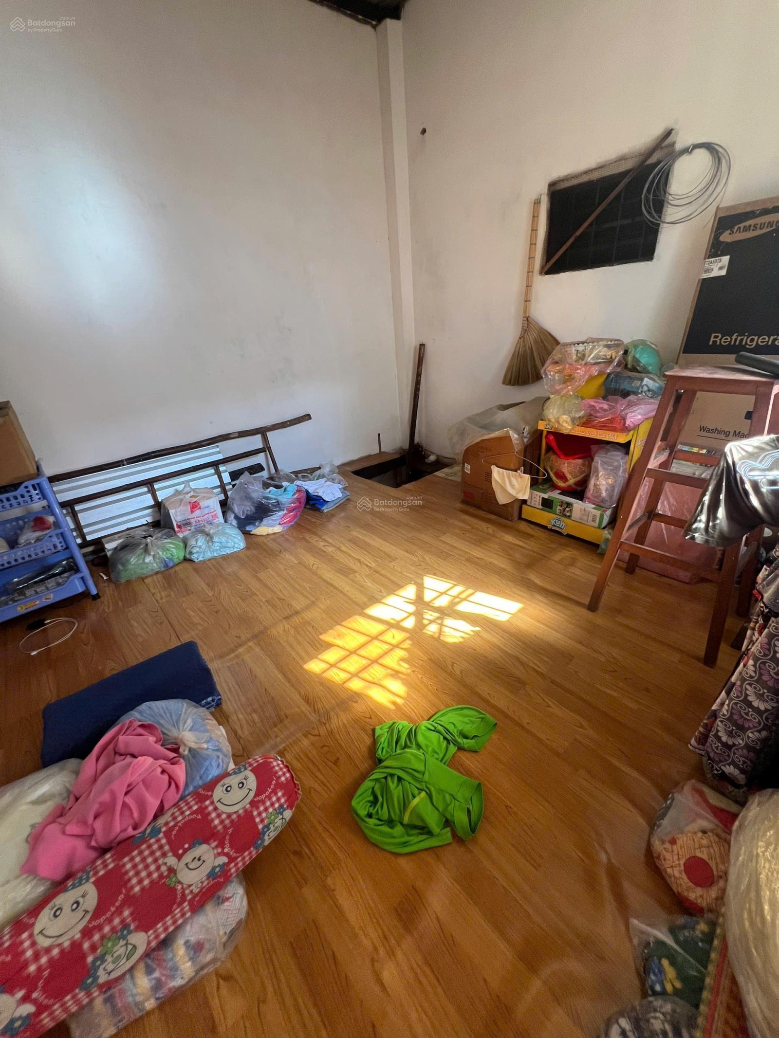 Nhà đường Nguyễn Văn Luông, phường 12, quận 6 - Hẻm rộng, thông thoáng, dân cư hiện hữu