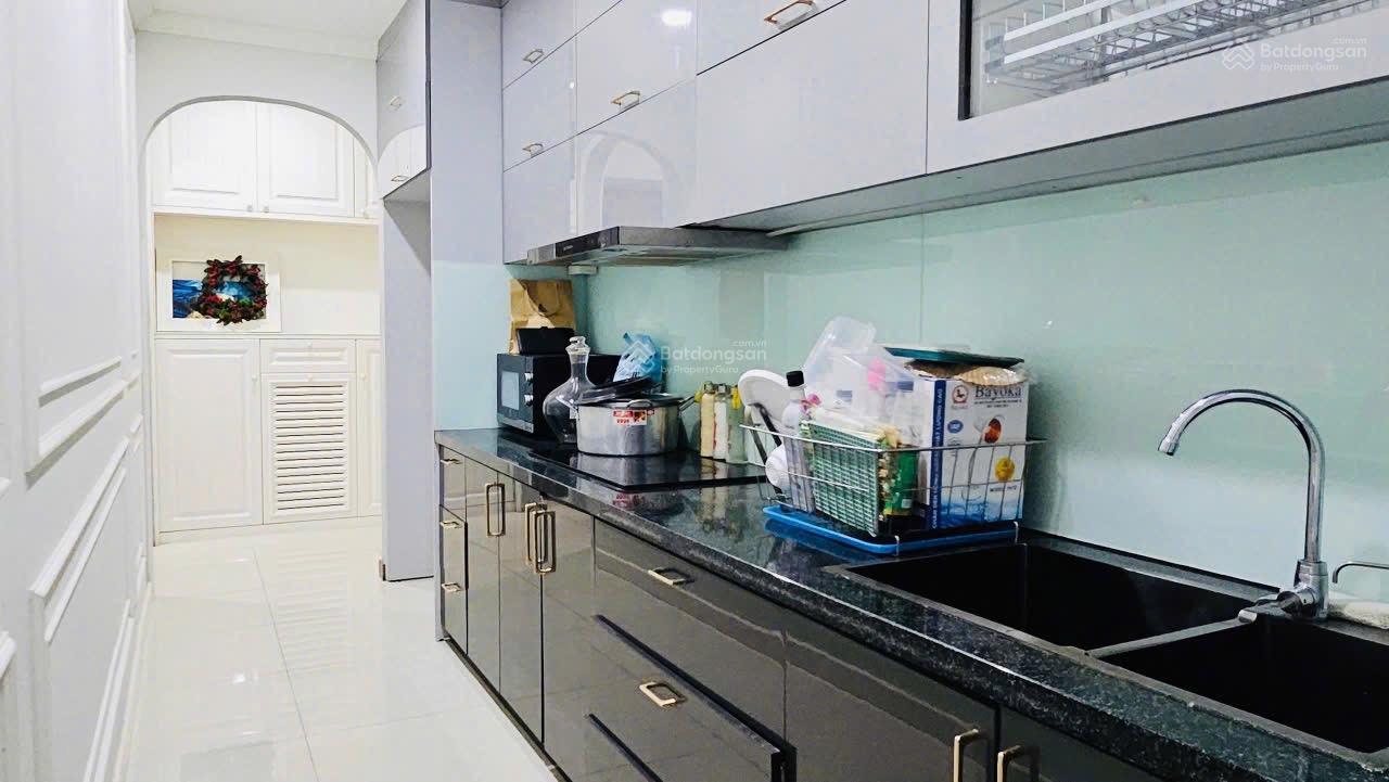 Bán căn hộ the harmona 2pn2wc, 73m2 nội thất cơ bản , có sổ hồng hướng nắng sáng Lh: 0938 990 ***