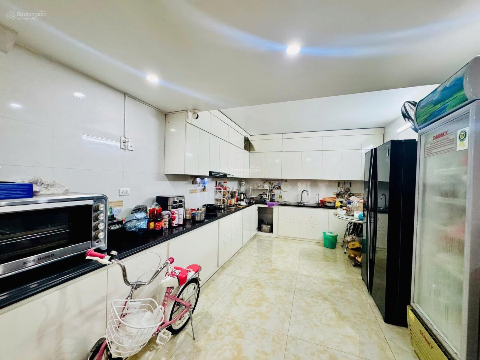 Bán nhà 5tầng mặt ngõ Quan Thổ,mặt ngõ thông,kinh doanh tốt,vừa ở vừa kinh doanh,sẵn ô chờ thang má