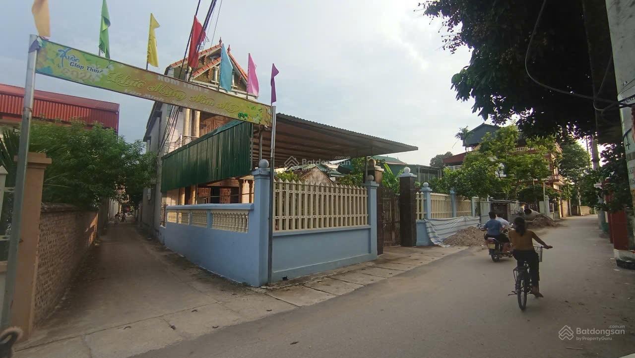 Bán đất Thuận Thành, Bắc Ninh. 76m2 * mt 4,2m * 2,6 tỷ. ô tô vào đất, gần phố. Bán đất Thuận Thành, Bắc Ninh. 76m2 * mt 4,2m * 2,6 tỷ. ô tô vào đất, gần phố.