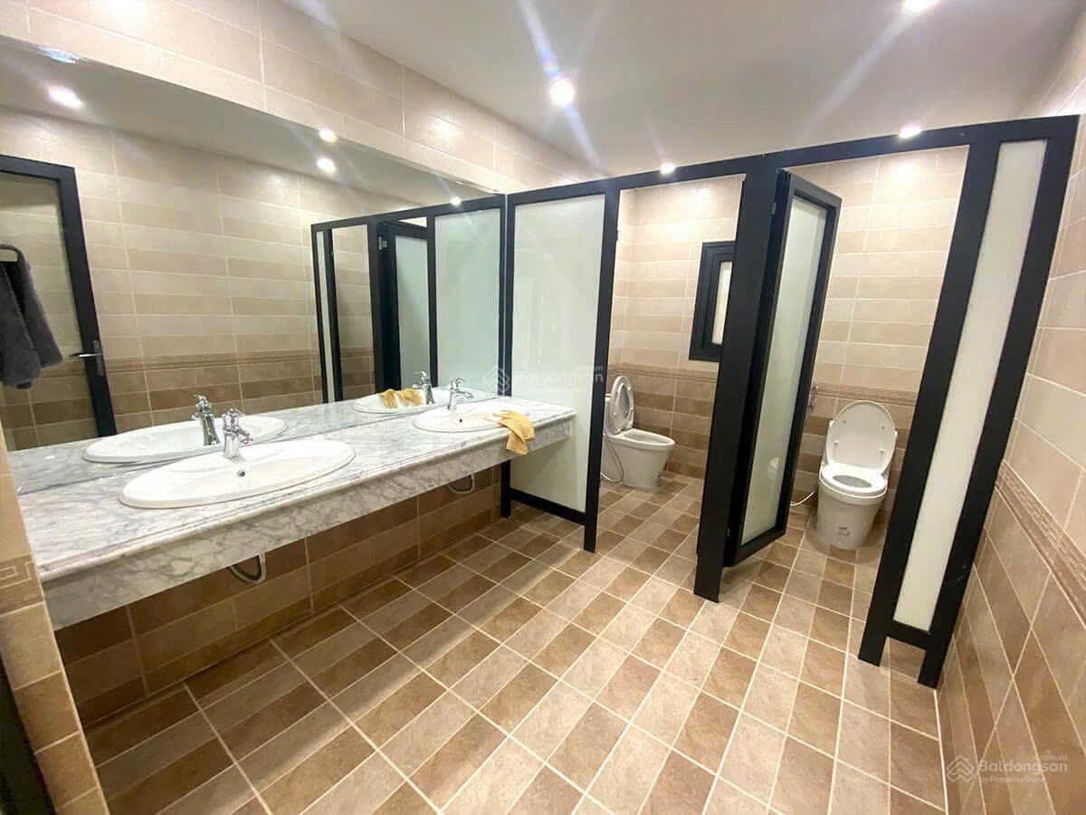 BÁN TÒA NHÀ MẶT PHỐ TRƯƠNG CÔNG GIAI - VỈA HÈ RỘNG - THANG MÁY - HẦM - KINH DOANH SIÊU ĐỈNH