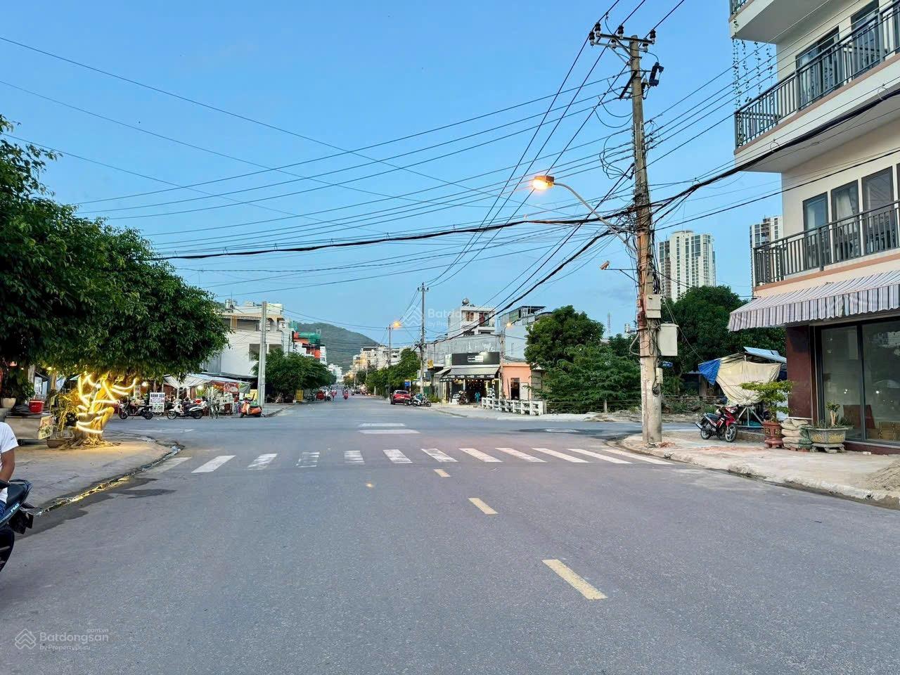 Bán đất xây căn hộ, mặt tiền kinh doanh Lý Thái Tổ - Vĩnh Hoà - Bắc Nha Trang