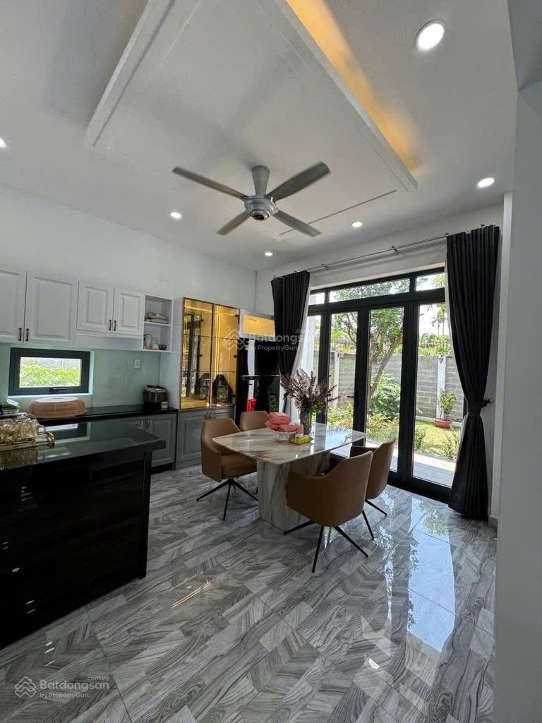 Biệt Thự. đường Bùi Công Trừng,xã Nhị Bình,Hóc Môn.dt 875m2 (35.5x24.5) đường 10m 24tỷ r Biệt Thự. đường Bùi Công Trừng,xã Nhị Bình,Hóc Môn.dt 875m2 (35.5x24.5) đường 10m 24tỷ r