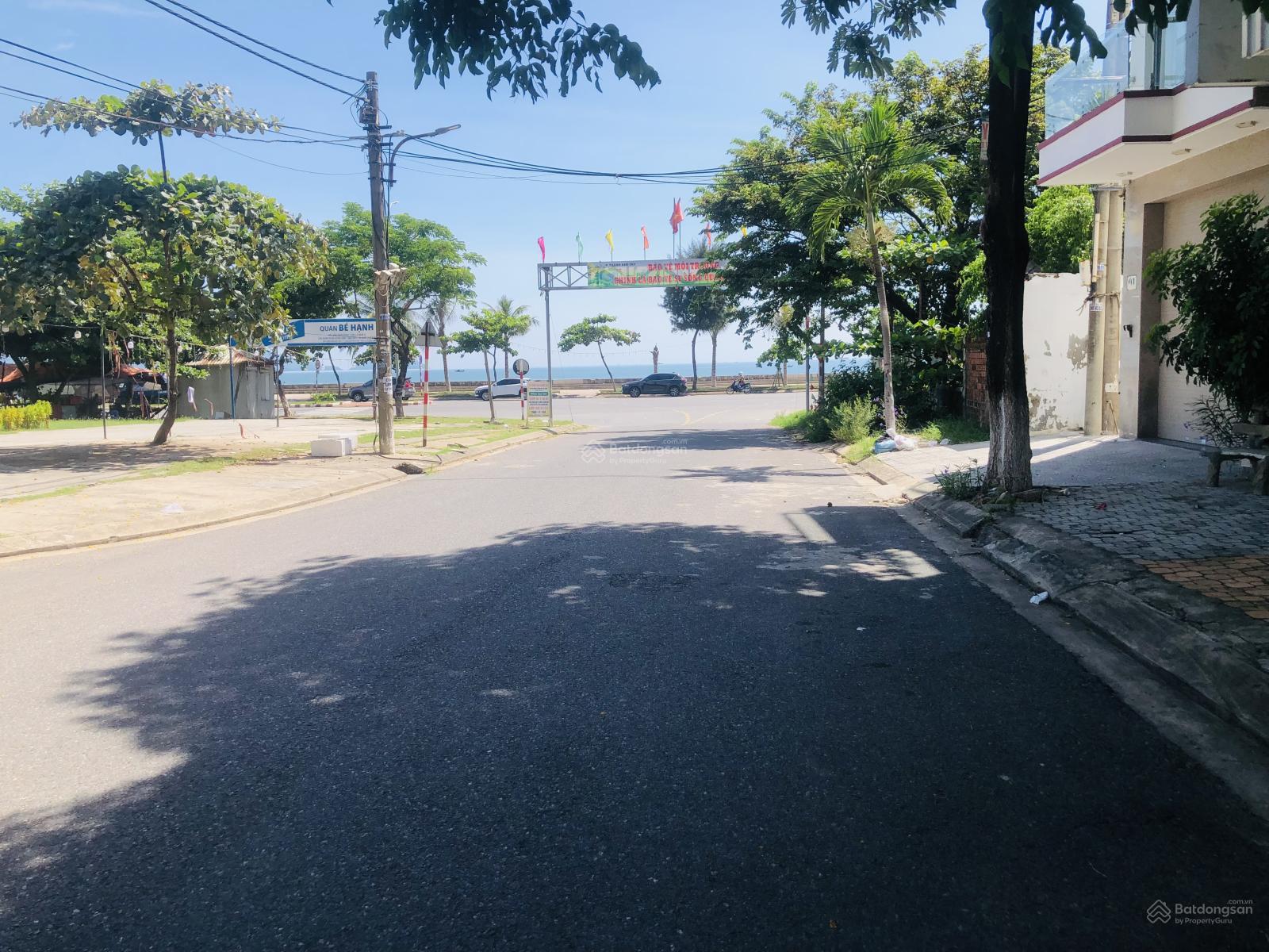 Bán Nhà 2 Tầng Mặt tiền Biển Nguyễn Tất Thành đường Dũng Sĩ Thanh Khê, sát Lô góc Phạm Đình Hổ