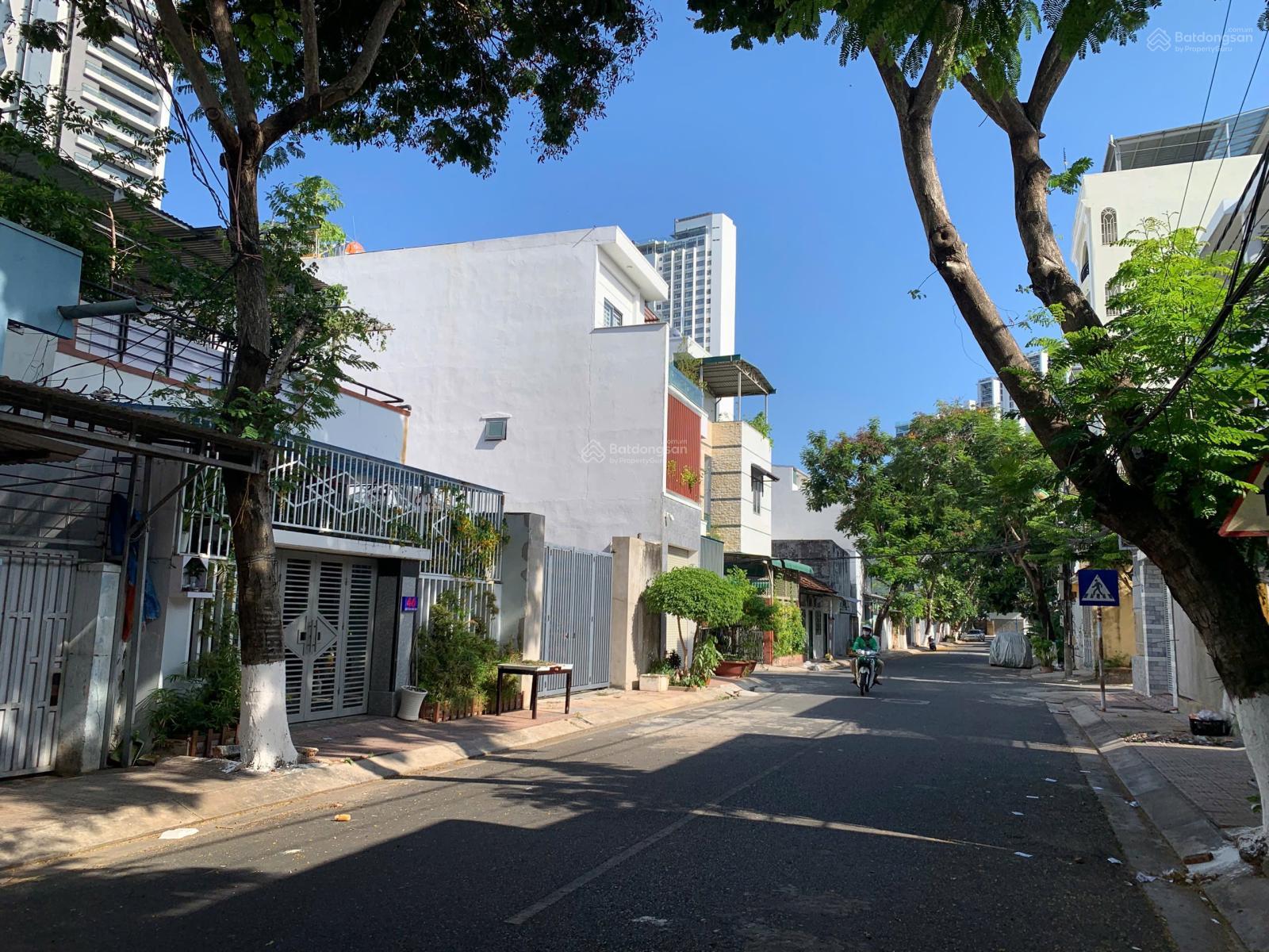 Bán đất ngang 6.5m mặt tiền Lê Văn Huân - Vĩnh Hòa - Bắc Nha Trang