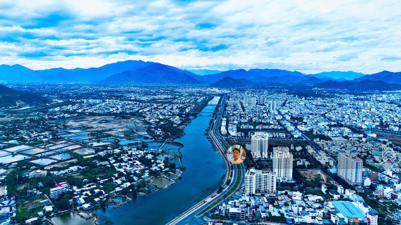 Bán đất nền dự án 105m2, 3,6 tỷ tại Khu đô thị Hoàng Long, Phước Long, Nha Trang Bán đất nền dự án 105m2, 3,6 tỷ tại Khu đô thị Hoàng Long, Phước Long, Nha Trang