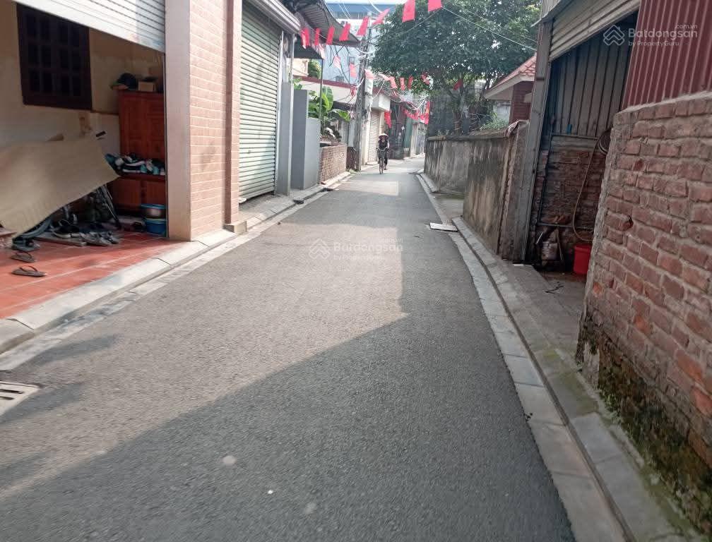 Chính chủ cần tiền gửi bán gấp mảnh đất đẹp 30m.NgọcThuỵ-LongBiên -Hà Nội Diện tích 30m2.(Trong đê)