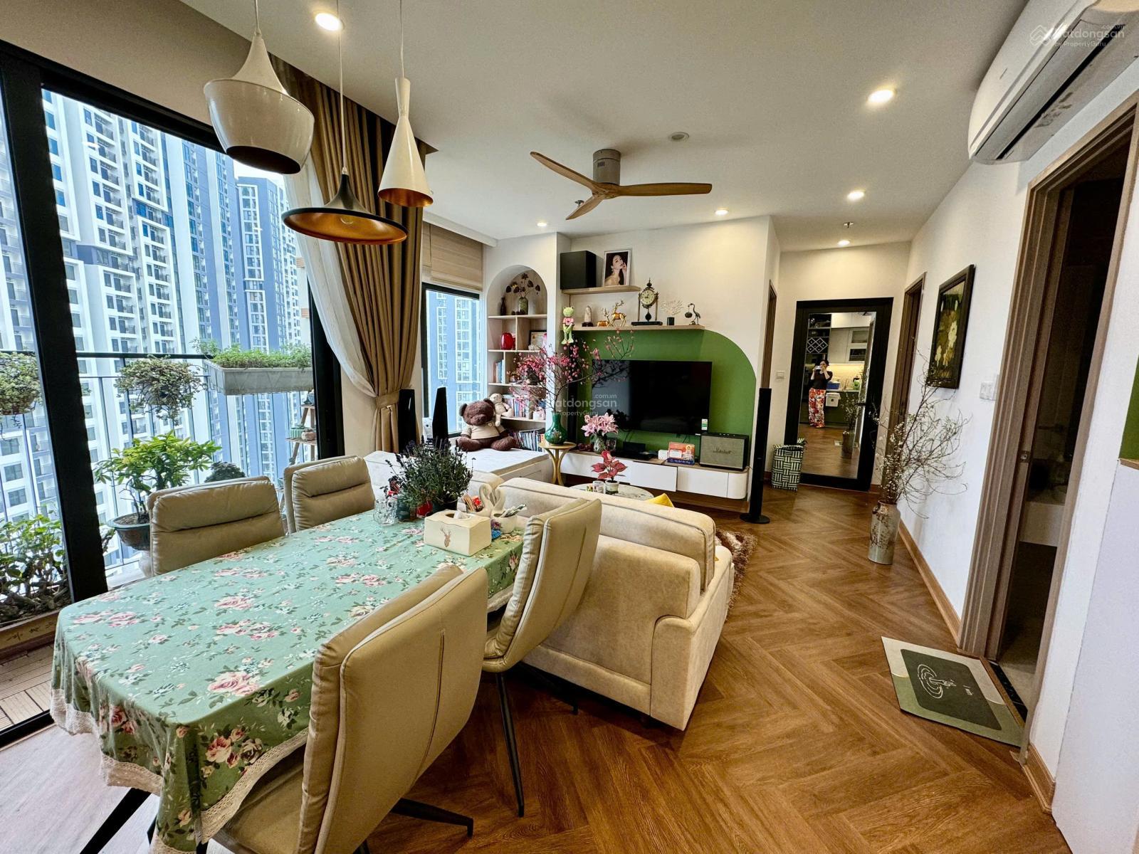 CHO THUÊ CĂN HOA HẬU TẠI TÒA S303 KHU VINHOMES SMART CITY- HƯỚNG MÁT NỘI THẤT SIÊU XỊN SÒ CHO THUÊ CĂN HOA HẬU TẠI TÒA S303 KHU VINHOMES SMART CITY- HƯỚNG MÁT NỘI THẤT SIÊU XỊN SÒ