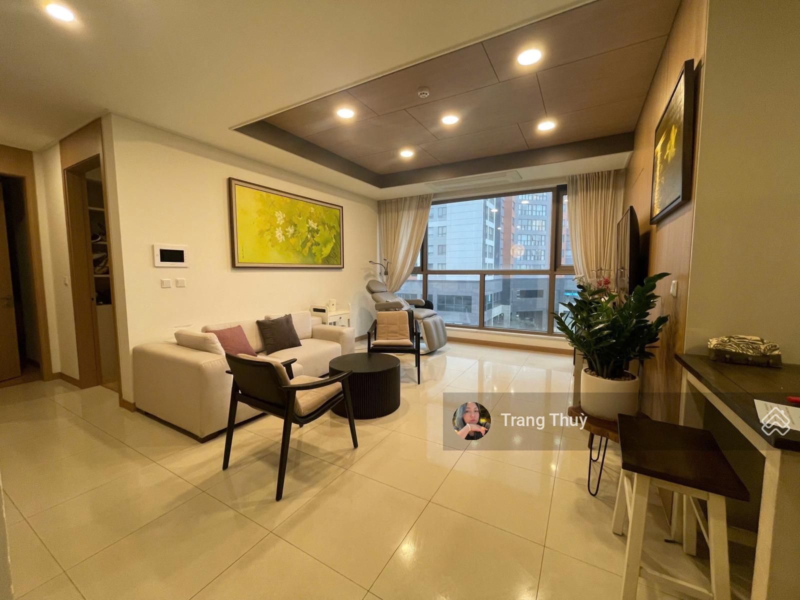 Chính chủ bán căn hộ Starlake toà 902, full nội thất, bao phí, co lot xe 0868 678 ***