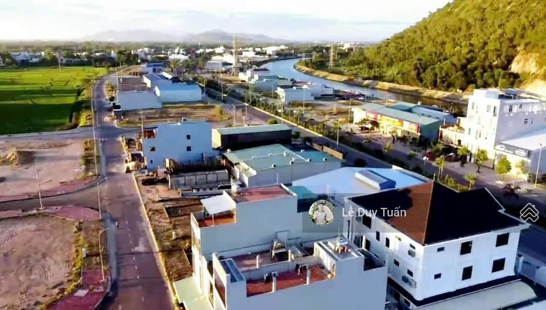 Bán Nhanh Vài Lô Mặt Tiền 100m2 ngang5x20 Khu Đô Thị Long Vân Mới, Quy Nhơn Gia Lai Giá 2ty6x