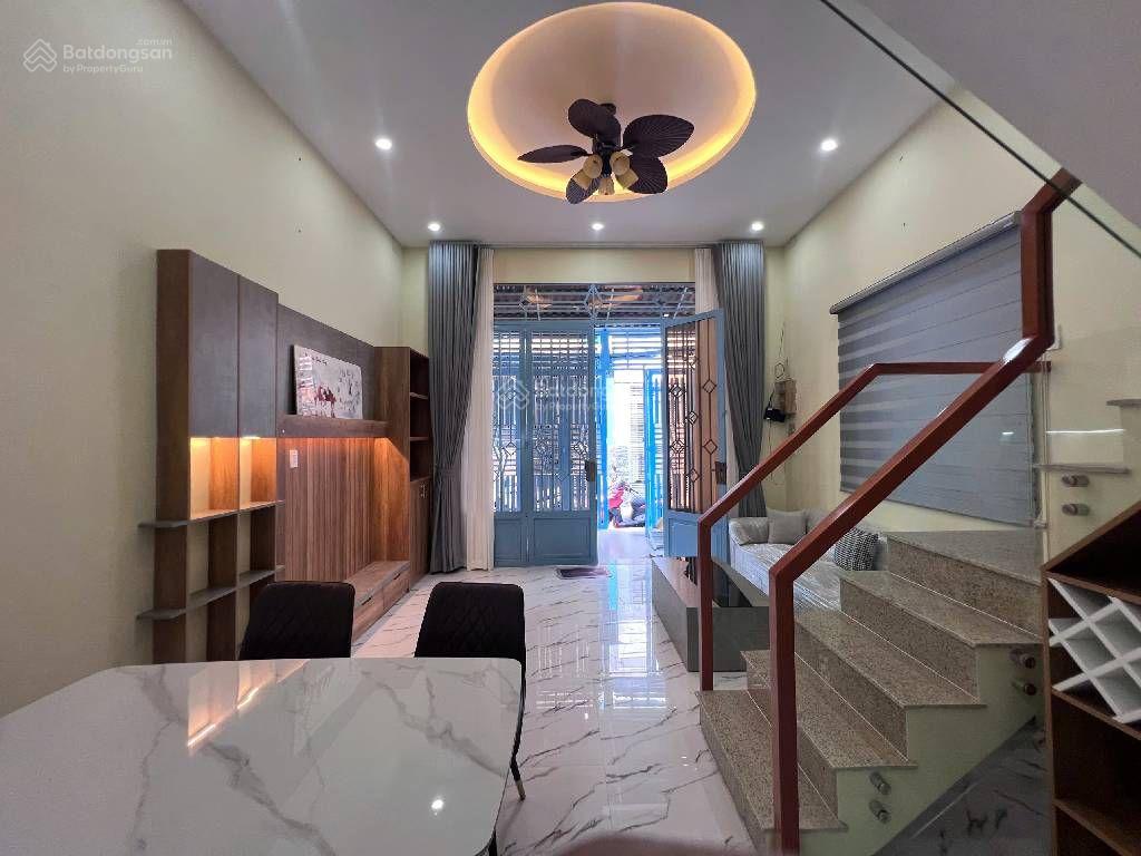 Bán Nhà _ Âu Dương Lân , Quận 8 - Chỉ 6,5 Tỷ _ 67m2 ( ngang 5,1m ) _ 2 Tầng _ Tặng nội thất cao cấp