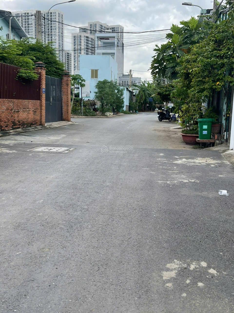 Bán đất tại Đường 21, Phường Long Thạnh Mỹ, Thủ Đức, 15 tỷ, 360m2 - Giá tốt!