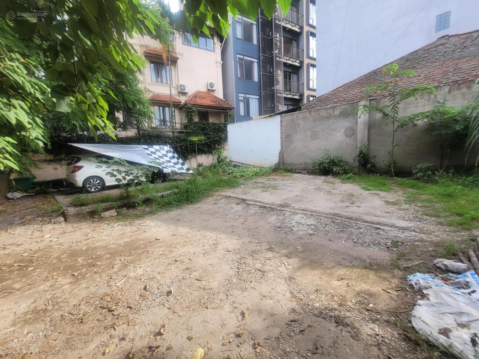 Bán Nhà C4 Chân cầu Thăng Long 340m2, 16 tỷ, Căn Góc, Ngõ 4m, đất xây CCMN không hết khách
