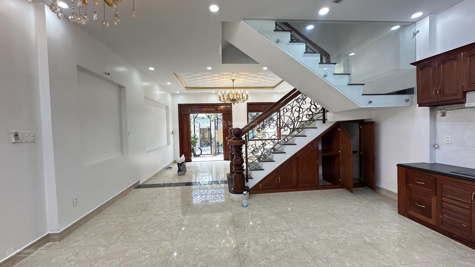 Bán nhà biệt thự mini 2 lầu 1 trệt mặt tiền đường phan đình giót p. Đông Hoà;tp. Hồ chí Minh